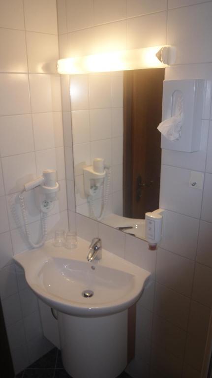 Hotel Sonnenheim Bad Kleinkirchheim Habitación foto