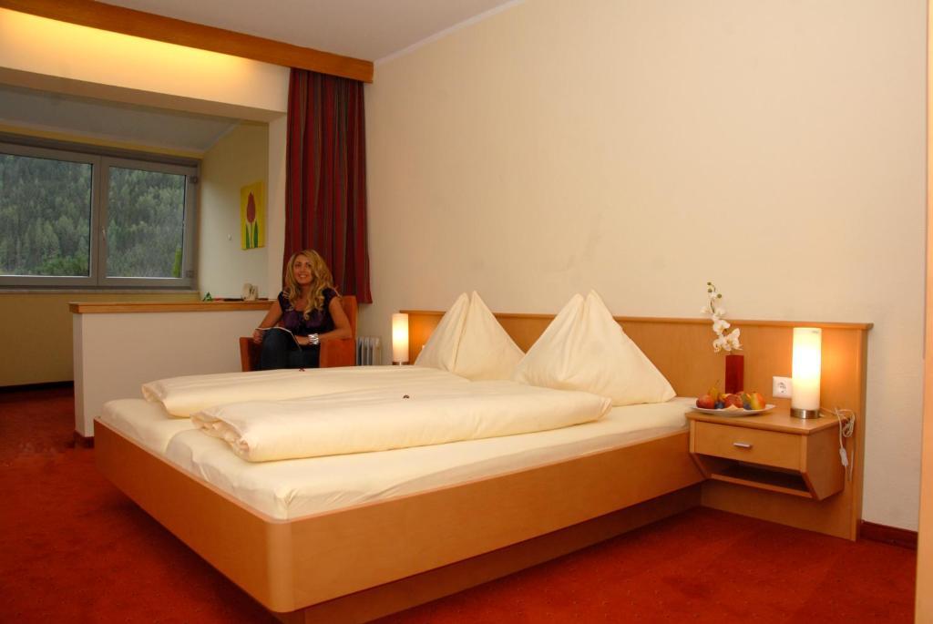 Hotel Sonnenheim Bad Kleinkirchheim Habitación foto